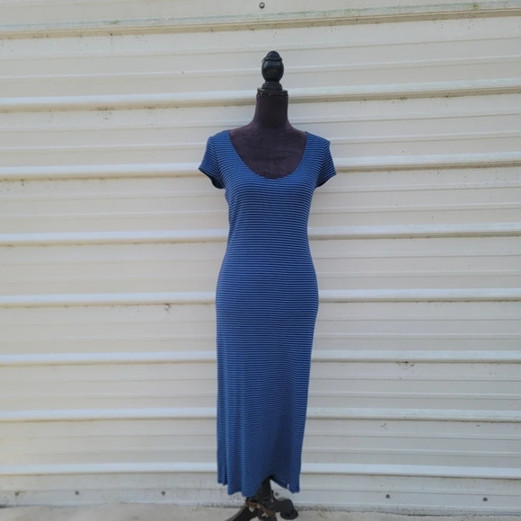 Volcom Womens Possession Body Con Dress Cut Out Back Blue Striped Stretch Sz L - Picture 6 of 14